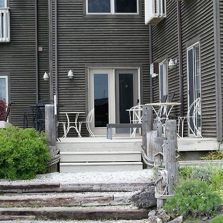 Inn On The Harbour And Telegraph House Порт-Стэнли Экстерьер фото